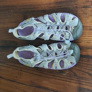 Ladies KEEN Size 9 Gray/Purple Sandals